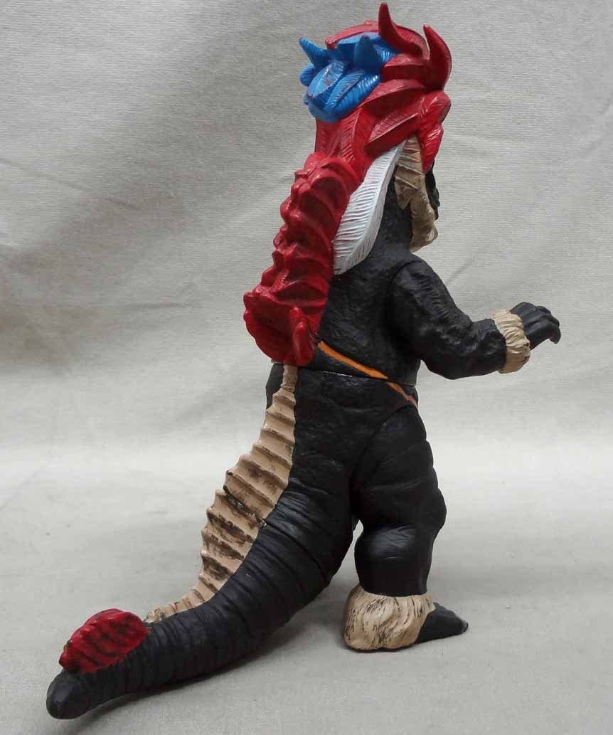 Amazon.co.jp: ウルトラ怪獣ソフビ ジェロニモン 新金型 初代 : おもちゃ